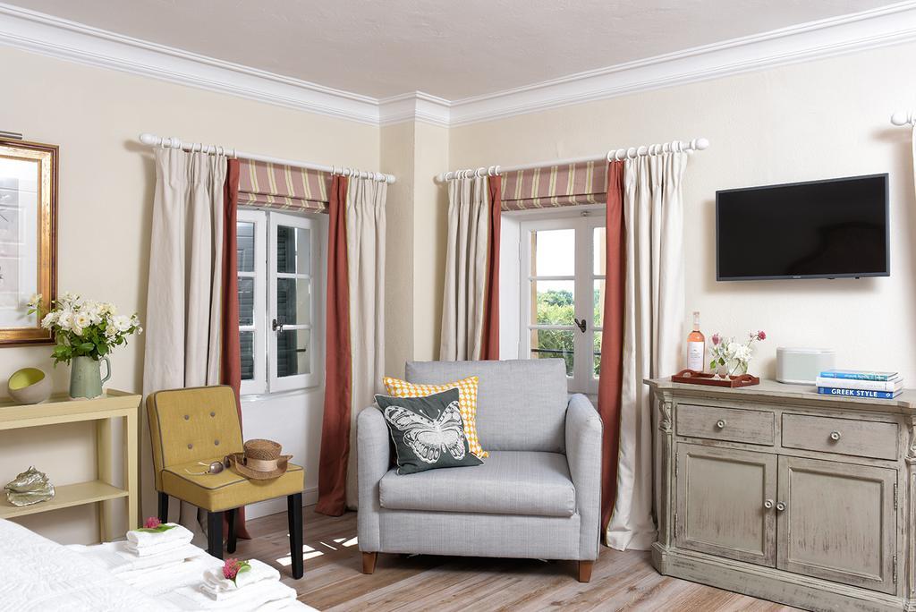 Achillion Liston Suites Corfu  Extérieur photo